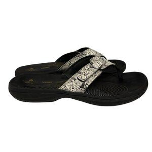 Clarks Women's Breeze Sea Lightweight Snakeskin Flip Flop Sandal Women's Size 9